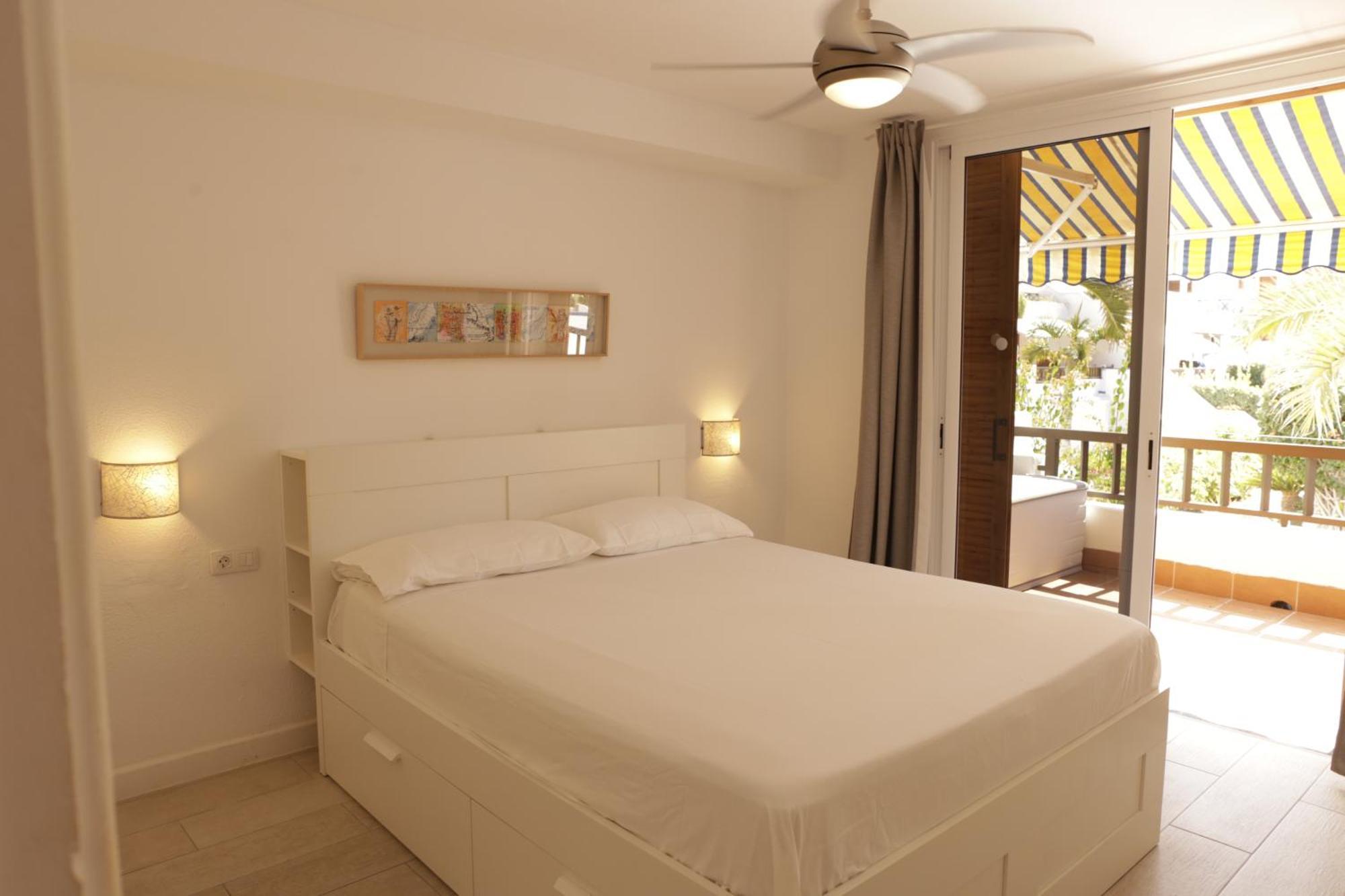 Parque Santiago 3 Luxery Apartment, Playa Las Americas, Arona, Tenerife Плая-де-лас-Америкас Экстерьер фото